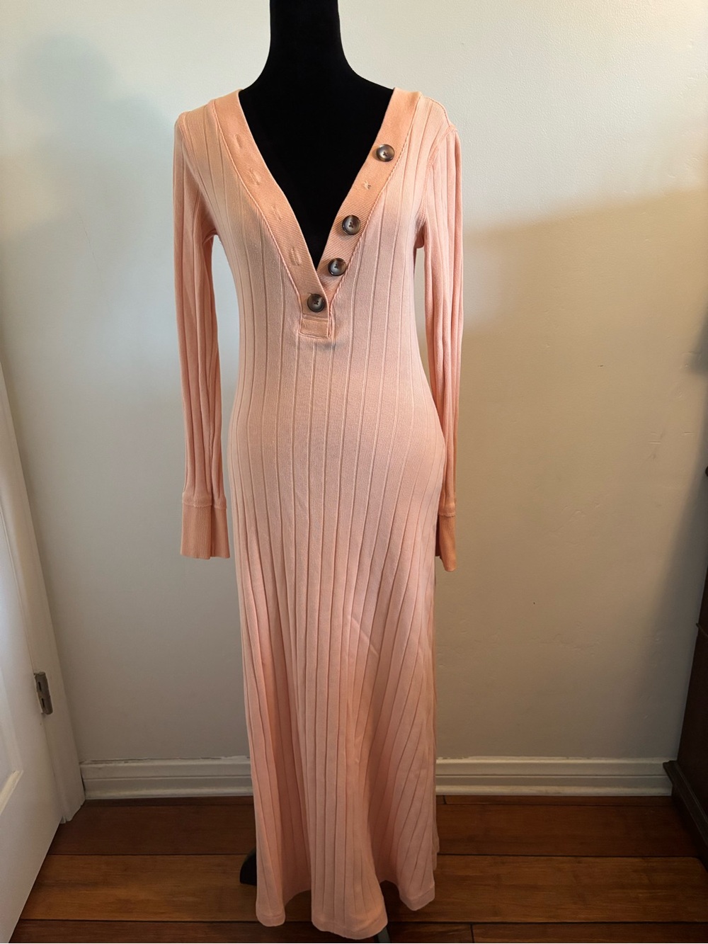 Ribbed Deep V-Neck Maxi Dress in Blush Pink
